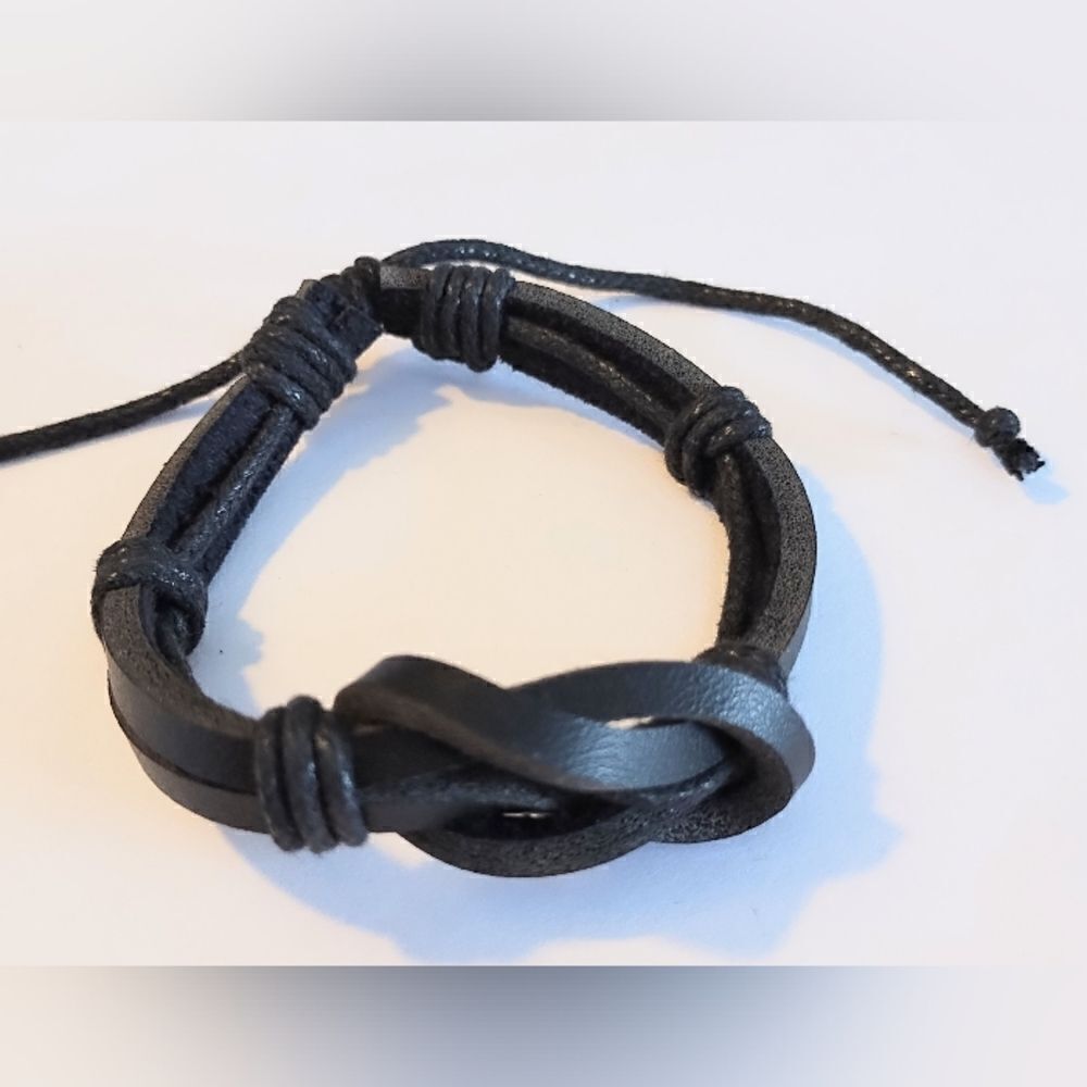 Men's bracelet leather layered black new d54‎